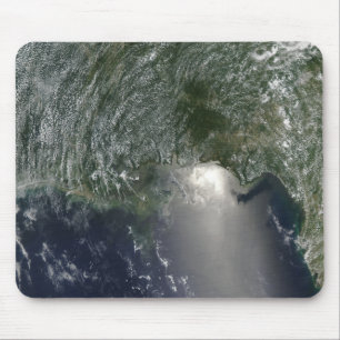 Tapis De Souris Vue satellite d'une flaque d'huile