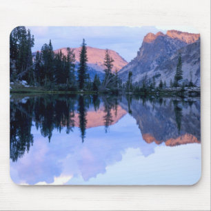 Tapis De Souris Zone sauvage Sawtooth, Idaho. États-Unis. Cumulus