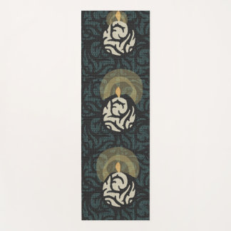 tapis de yoga à la lueur des bougies