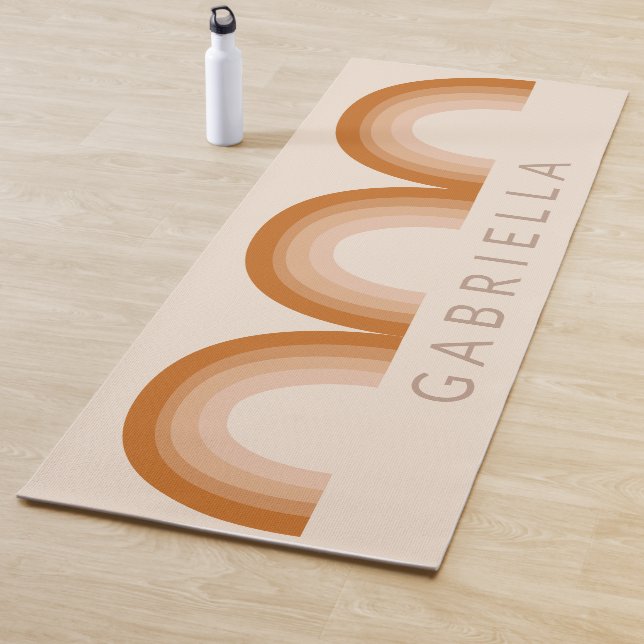 Tapis De Yoga Abstrait Boho Desert Rainbow Terracotta Monogramme (En situation)