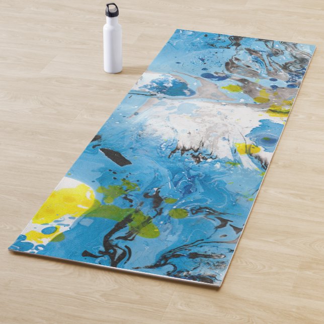 Tapis De Yoga Abstrait Modèle bleu et jaune tendance moderne (En situation)