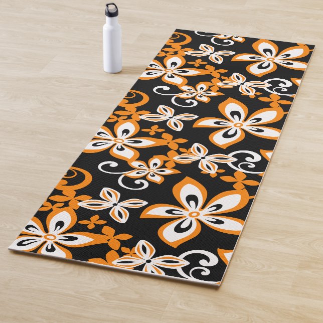TAPIS DE YOGA ALOHA HAWAII (NOIR/ORANGE) (En situation)