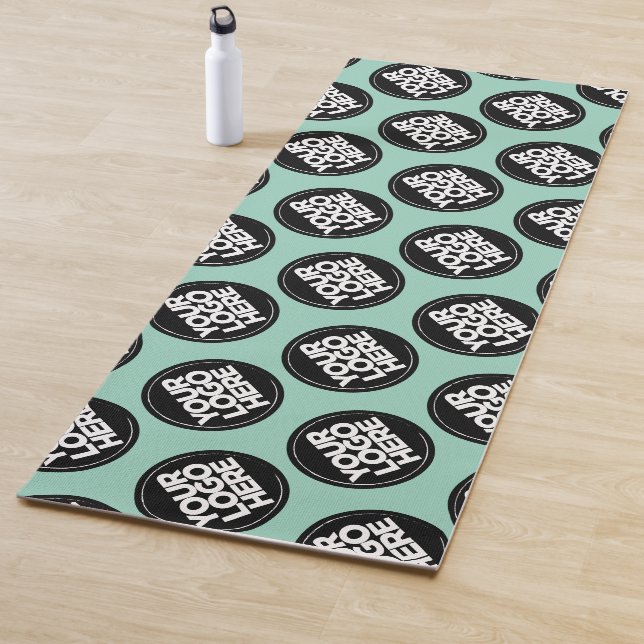 Tapis De Yoga Arrière - plan de logo répétitif professionnel Min (En situation)