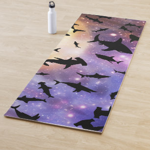 Tapis De Yoga Baleine de requin-requin ombragé sur galaxie incli