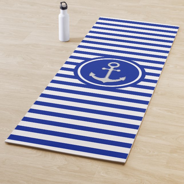 Tapis De Yoga Bleu et blanc et Ancre gris argenté (En situation)