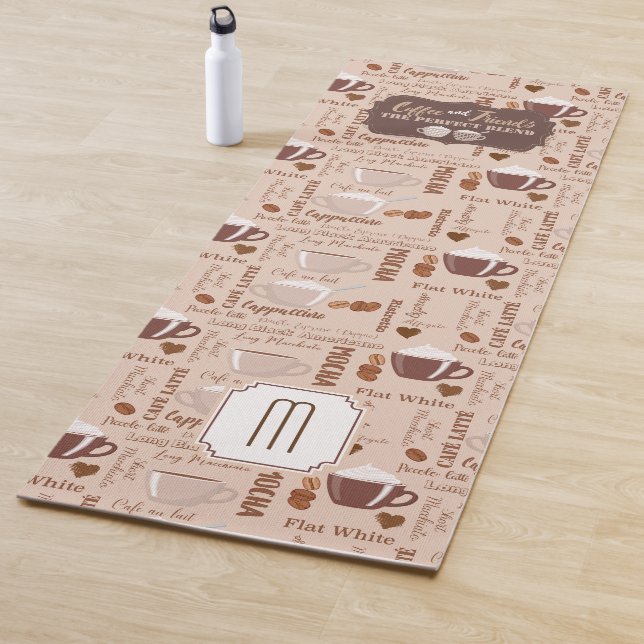 Tapis De Yoga Café et amis Motif Monogramme (En situation)