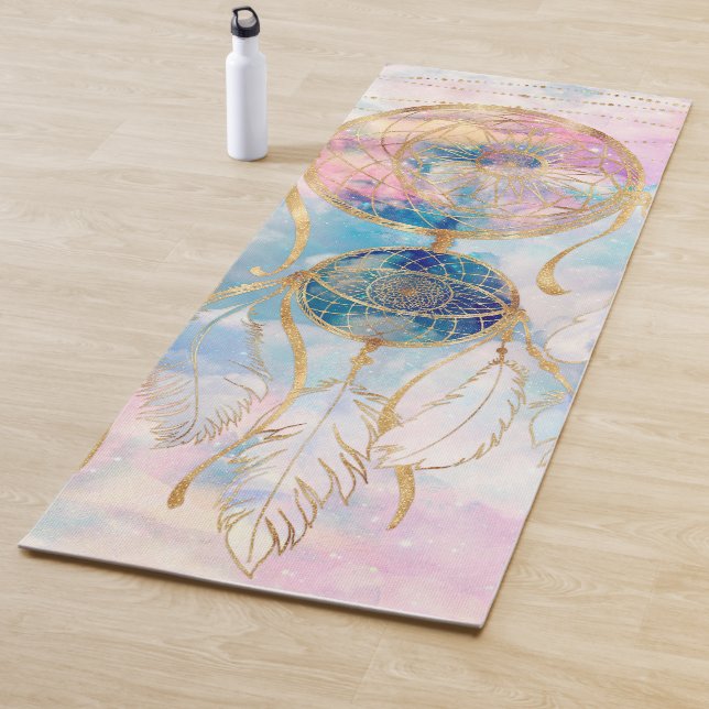 Tapis De Yoga Classy Gold Dreamcatcher Rainbow Clouds Sky design (En situation)