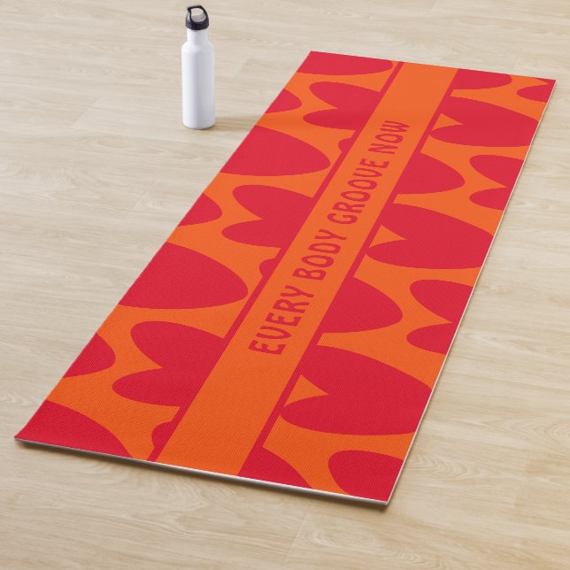 Tapis De Yoga Coeurs rouges rétro et Super (En situation)