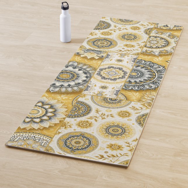 Tapis De Yoga Collage Mandala en jaune (En situation)