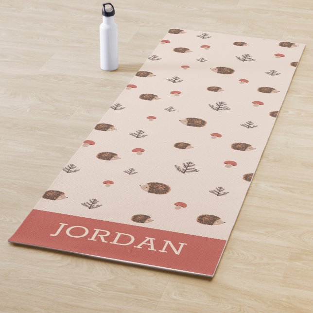 Tapis De Yoga Cute Woodland Hérisson et Motif de champignons (En situation)