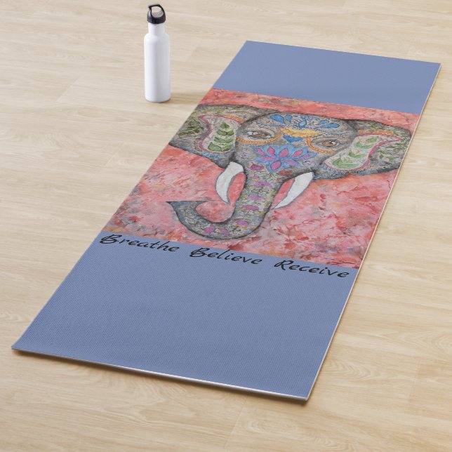 Tapis de yoga d'éléphant d'Asie (En situation)
