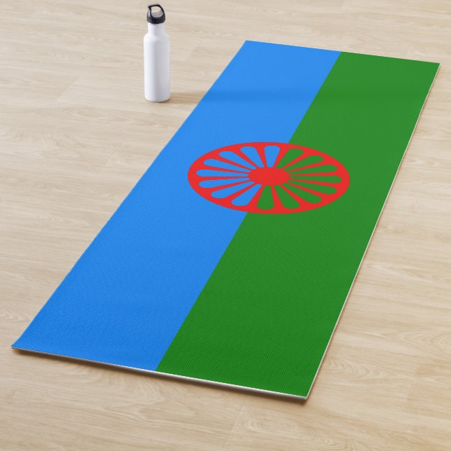 Tapis De Yoga Drapeau romani (En situation)
