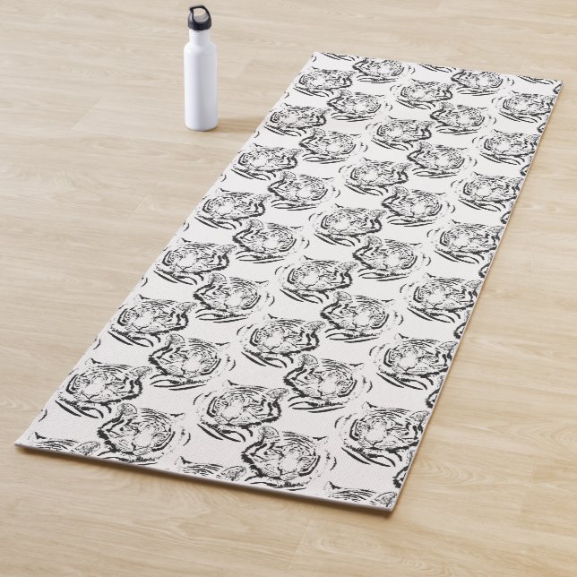 Tapis De Yoga Élégante conception d'impression de tête de tigre  (En situation)