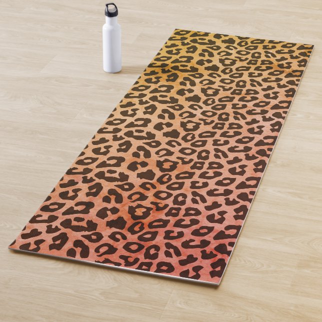 Tapis De Yoga Empreinte de léopard d'aquarelle moderne tendance (En situation)