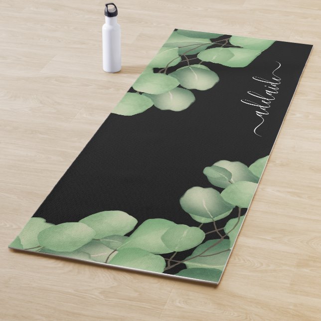Tapis De Yoga Eucalyptus vert Monogramme Yoga Mat (En situation)