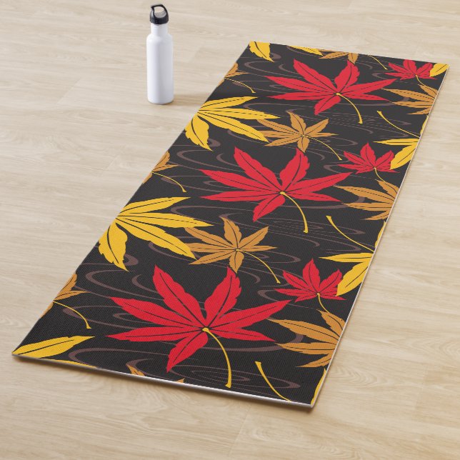 TAPIS DE YOGA FEUILLES DE MAPLE JAPONAIS (NOIR) (En situation)