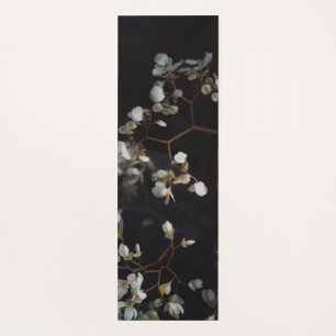 Tapis De Yoga Fleurs Blanches Sombres et Épanouies