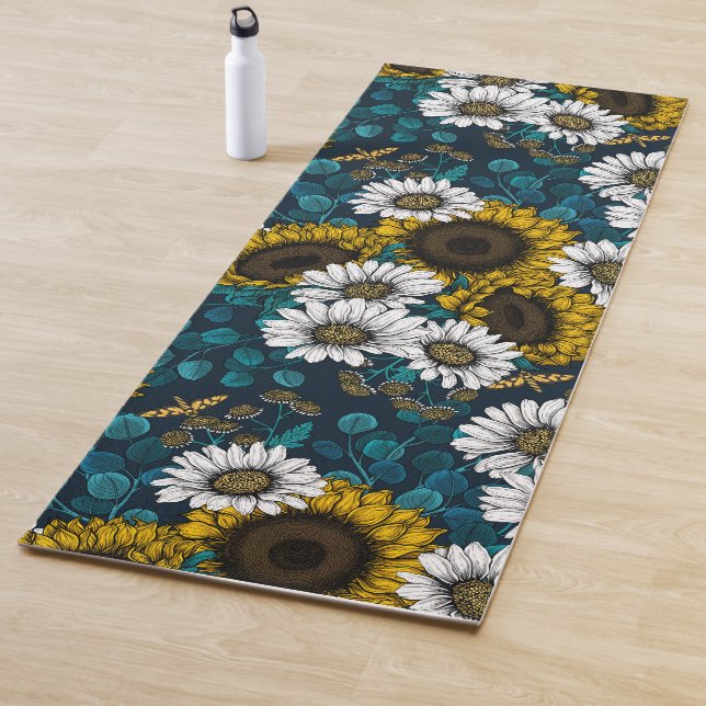 Tapis De Yoga Fleurs de soleil et marguerites, jardin d'été 2 (En situation)