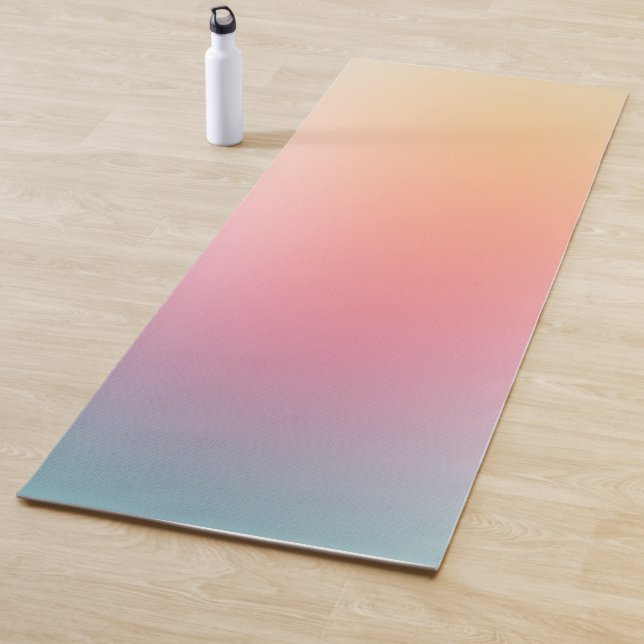 Tapis De Yoga Jaune vert rouge rose bleu violet Modèle (En situation)