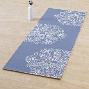 Tapis De Yoga Mandala blanc exotique sur Arrière - plan bleu