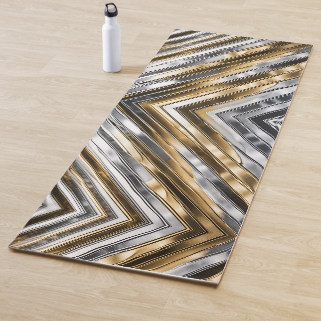 Tapis De Yoga Modern, cool, chic, silver and gold stripe pattern (En situation)