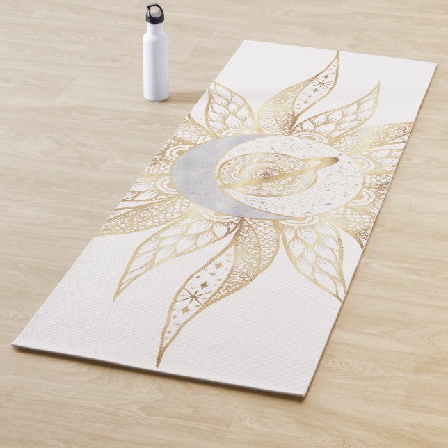 Tapis De Yoga Moderne Blanc Or Soleil Lune Planète Universe Mand (En situation)