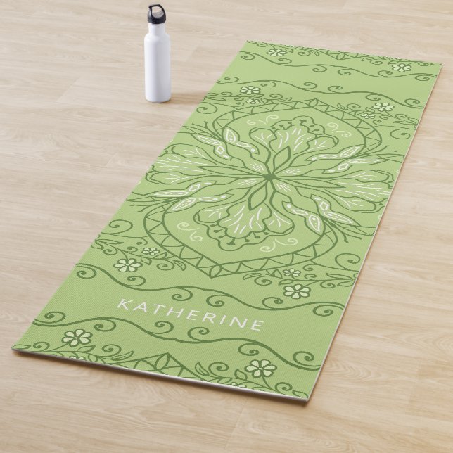 Tapis De Yoga Monogramme Elegant Boho Lime Green Mandala (En situation)