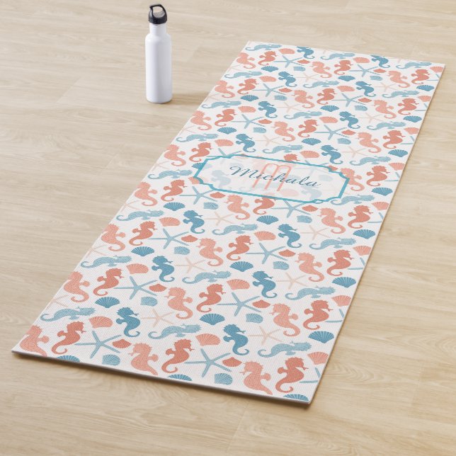 Tapis De Yoga Monogramme Nautique Bleu Tangérine (En situation)