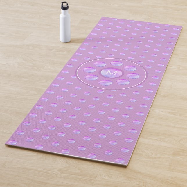 Tapis De Yoga Monogrammes et Pois élégants sur Violet (En situation)
