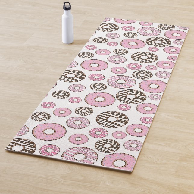 Tapis De Yoga Motif De Donuts, Donuts Roses, Donuts Blancs (En situation)