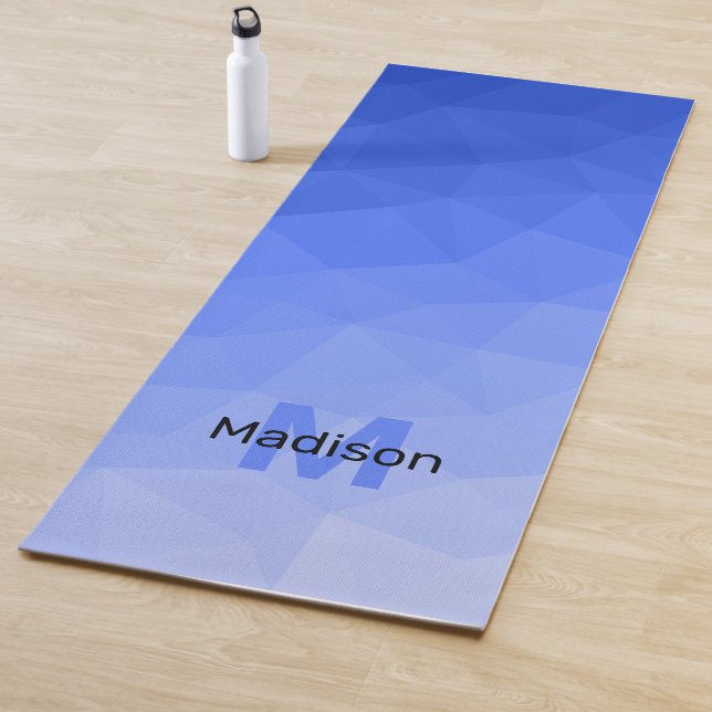 Tapis De Yoga Motif de maillage géométrique dégradé bleu foncé (En situation)