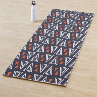 Tapis De Yoga Motif de triangles géométriques bleu foncé et roug