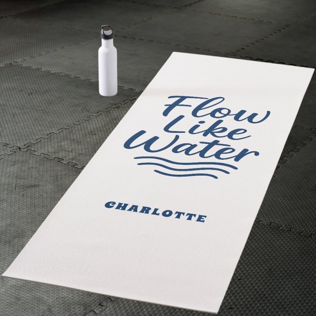 Tapis De Yoga Motivation citation coulée bleue comme l'eau (Créateur téléchargé)