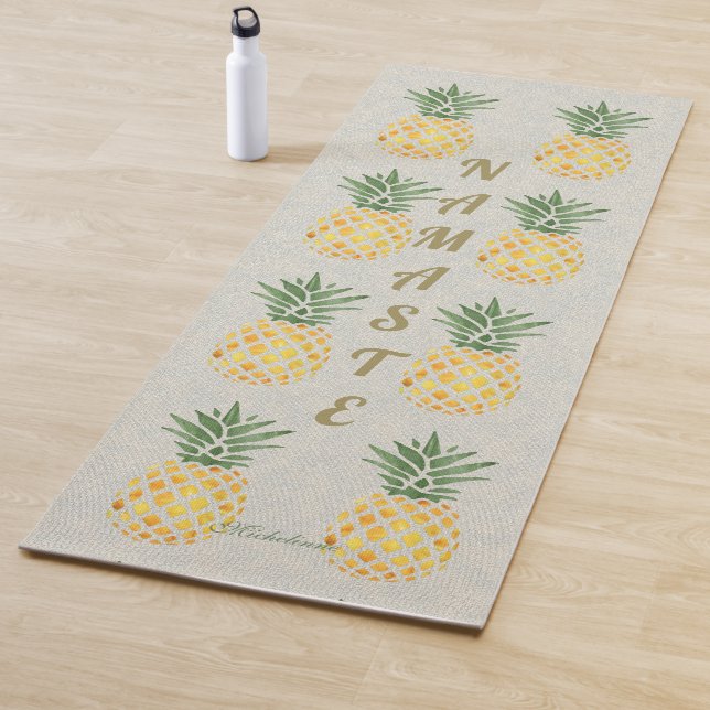 Tapis De Yoga Namaste Aquarelle Ananas Motif Monogramme (En situation)