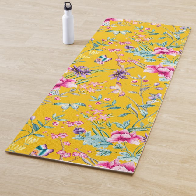 Tapis De Yoga Papillons de la Chinoiserie, fleurs d'oiseaux jaun (En situation)