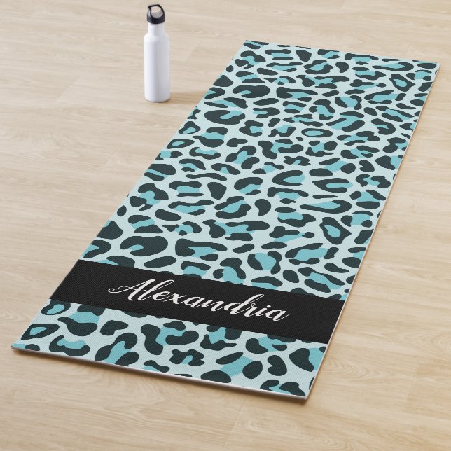 Tapis De Yoga Pilates personnalisés Empreintes de léopard bleus  (En situation)