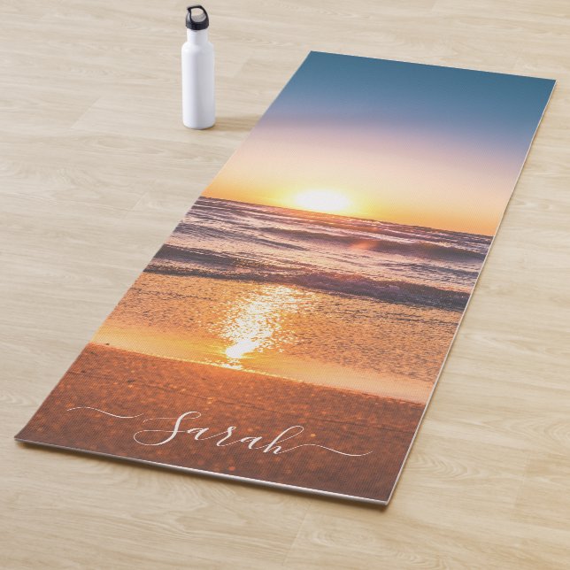 Tapis De Yoga Plage Sunset Sable Balnéaire Nom personnalisé (En situation)