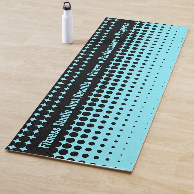 Tapis De Yoga Texte personnalisé moderne Electric-Blue & Black H (En situation)