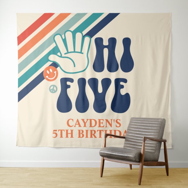 Tapisserie d'anniversaire Hi Five Rayures Rétro (En situation (horizontale))