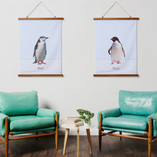 Tapisserie Suspendue Beau couple de manchots sur fond bleu pervenche cl