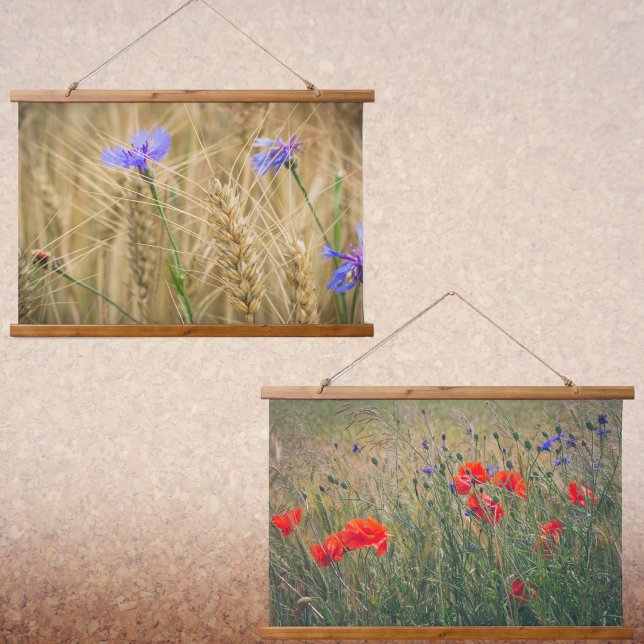 Tapisserie Suspendue Champ de blé avec des coquelicots et des fleurs de (Créateur téléchargé)