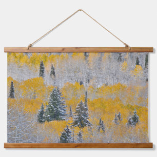 Tapisserie Suspendue Couleurs d'automne des trembles et neige fraîche K
