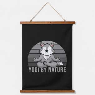 Tapisserie Suspendue Drôle loup mignon faisant du yoga. drôles de yoga 