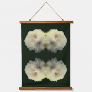 Tapisserie Suspendue Fleur Rose Blanche En Pleine Fleur Abstraite