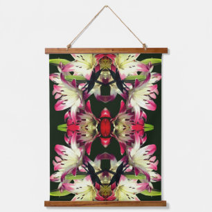 Tapisserie Suspendue Fleurs Lys Rouges Et Blanches Abstraites