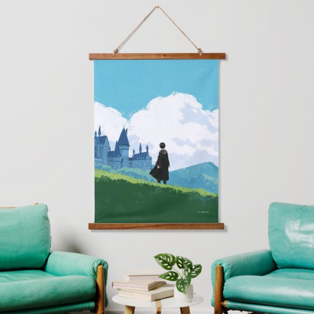 Tapisserie Suspendue HARRY POTTER™ Surplombant le château HOGWARTS™ (Salon)