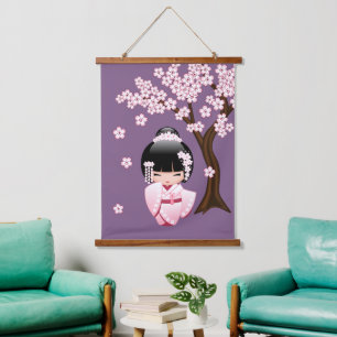 Tapisserie Suspendue Kimono rose Kawaii Poupée Kokeshi sur Violet