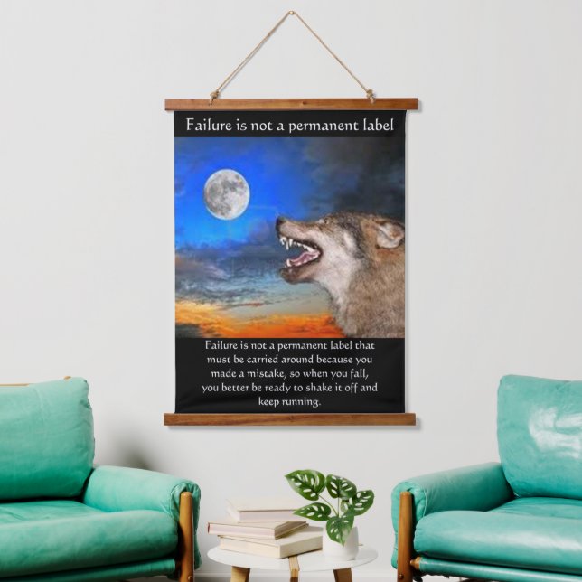 Tapisserie Suspendue Le loup de bois regarde la citation de la lune (Salon)