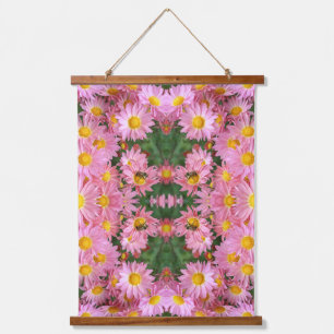 Tapisserie Suspendue Marguerites roses et abeille bourdon abstraites   