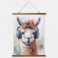 Mignonne alpaga blanc avec casque